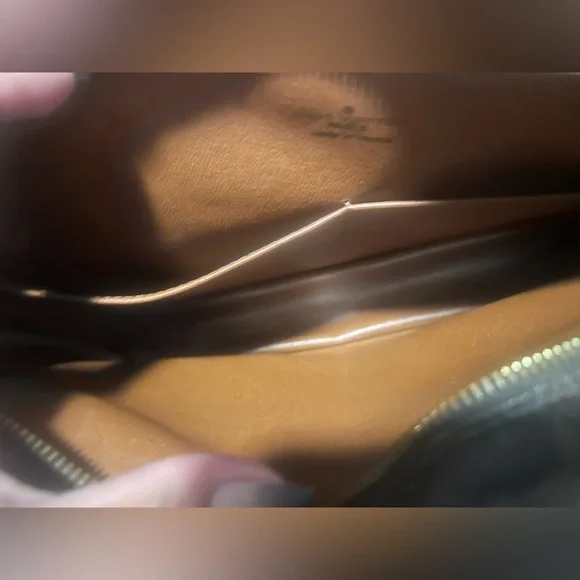 LV MARLY 28 - Picture 3 of 8